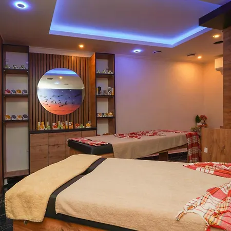 Kleopatra Arsi Hotel