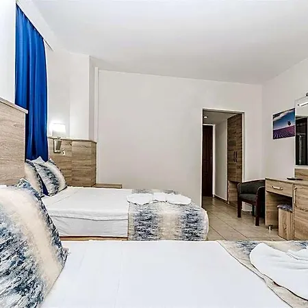 Hotel Kleopatra Arsi 3*