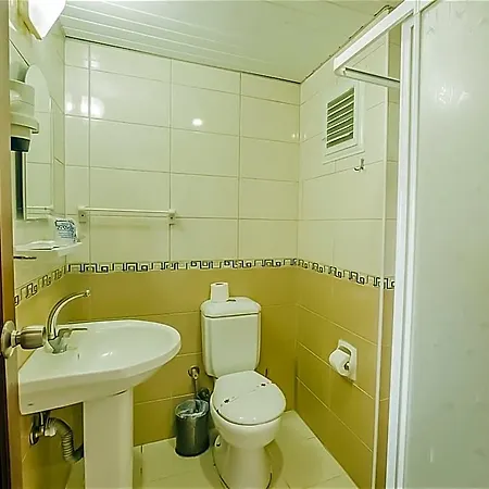 Kleopatra Arsi Hotel