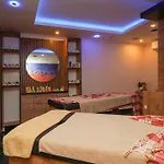 Kleopatra Arsi Hotel