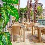 Kleopatra Arsi Hotel